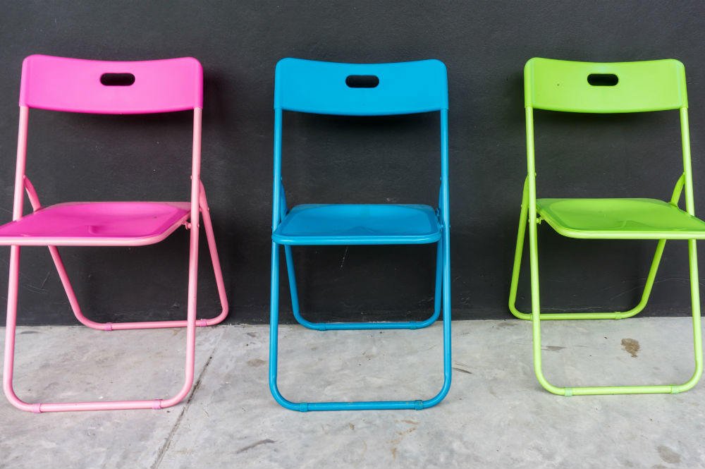 inexpensive folding chairs