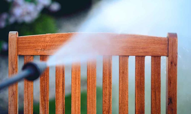How to Protect Your Outdoor Furniture During All Seasons?
